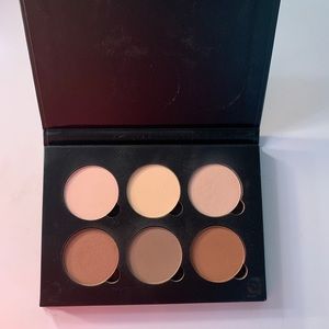 Anastasia Beverly Hills Lt to Med Contour Kit